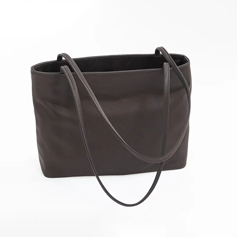 Tygväska i nylon